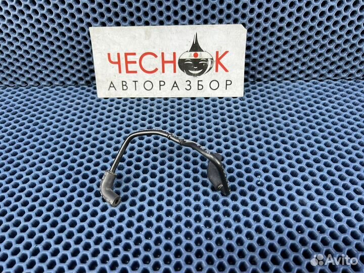 Трубка вакуумная VW Touareg NF 2/ FL 2010-2018