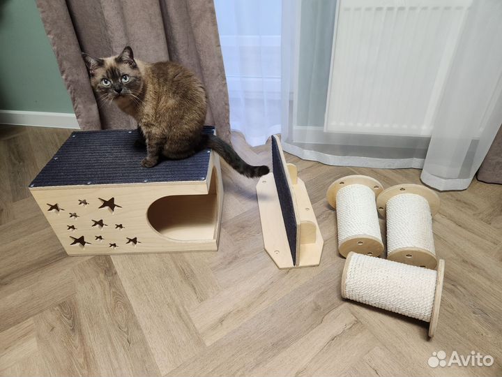 Игровой комплекс для кошек на стену