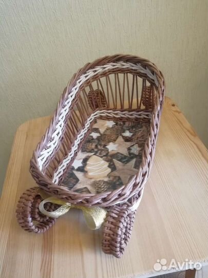 Новогодние санки-корзинки