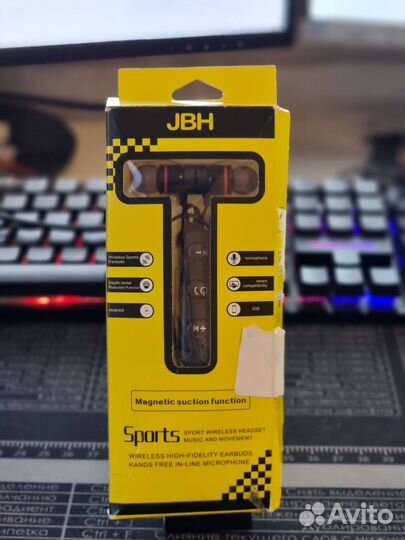 Беспроводные наушники jbh