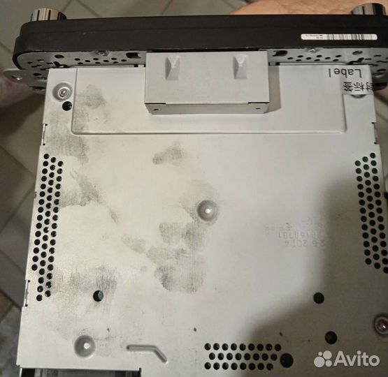 Штатная магнитола на volkswagen golf 6