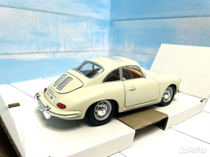 Модель автомобиля Porsche 356 1:24 Bburago