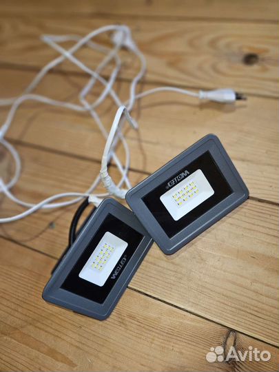 Прожектор светодиодный