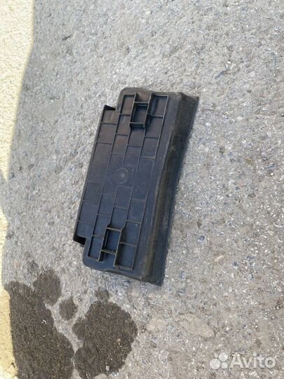 Коврик в центральную консоль б/у Форд Фокус 3