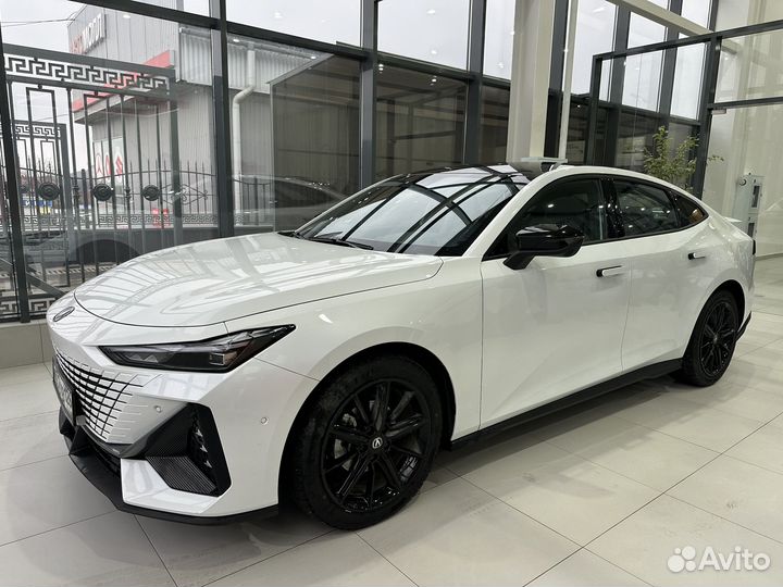 Changan UNI-V 1.5 AMT, 2024, 18 347 км