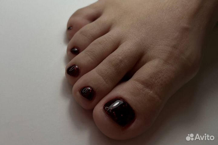 Мастер маникюра и педикюра