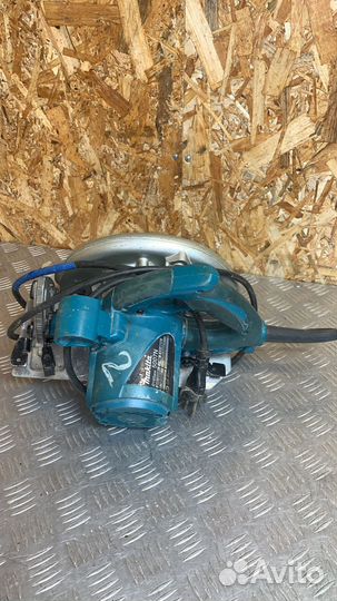 Дисковая пила Makita 5007N