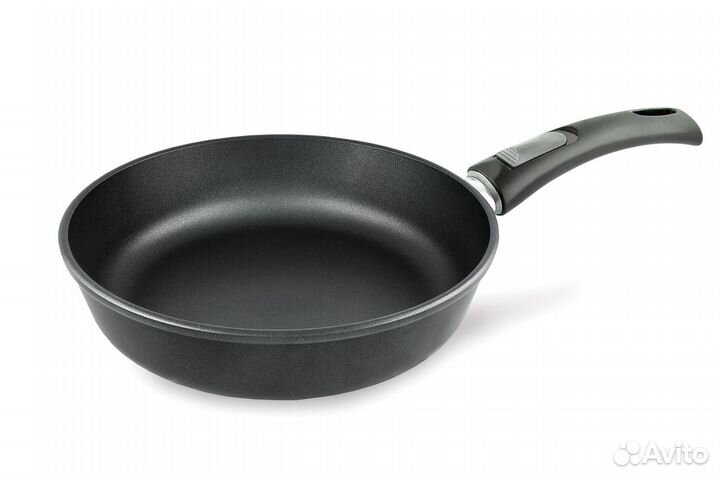 Сковорода Нева Металл Титан Особенная 9024