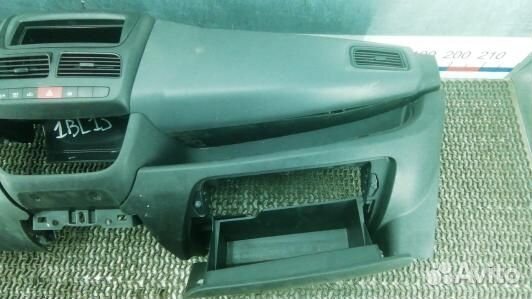 Панель приборов (торпедо) fiat doblo 2 (1BL15IS01)
