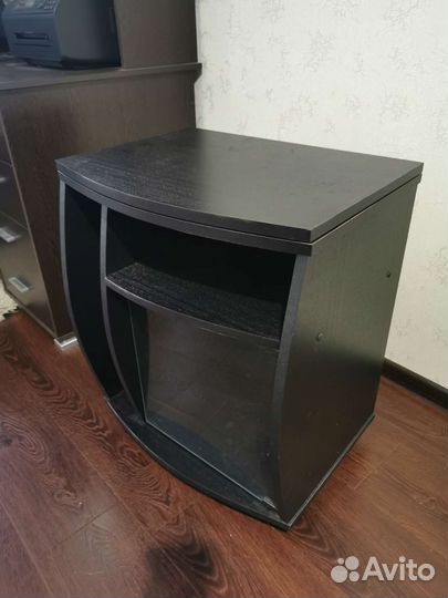 Тумба под телевизор