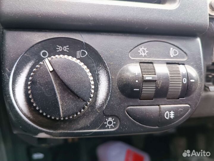 Замена блока управления светом - Lada Приора хэтчбек, 1,6 л, 2010 года электрони