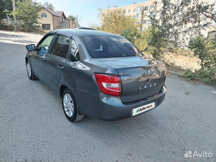 LADA Granta 1.6 МТ, 2017, 100 000 км