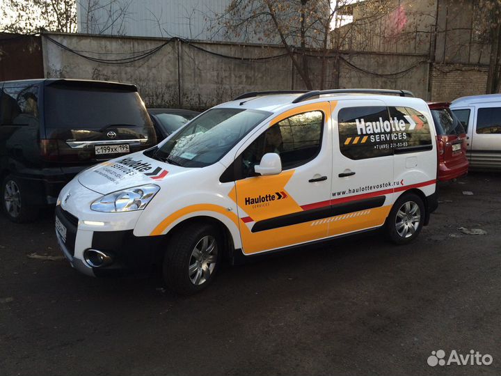 Изготовление наклеек, реклама на транспорте