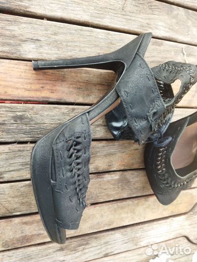 Босоножки 39р Zara