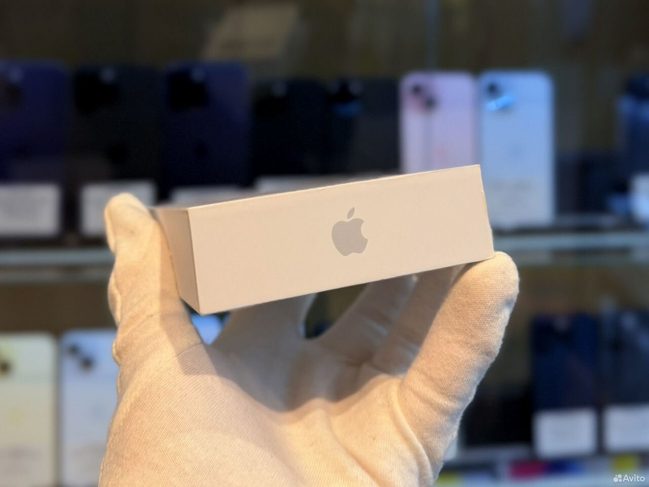 iPhone 17 Pro, 256 ГБ, SIM + eSIM