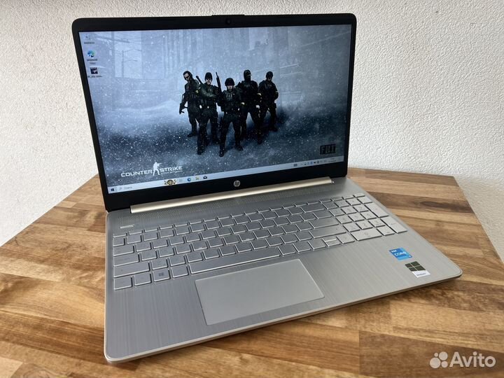 2023 Новый ультрабук HP iPS i3-1115G4 8Gb SSD 256G