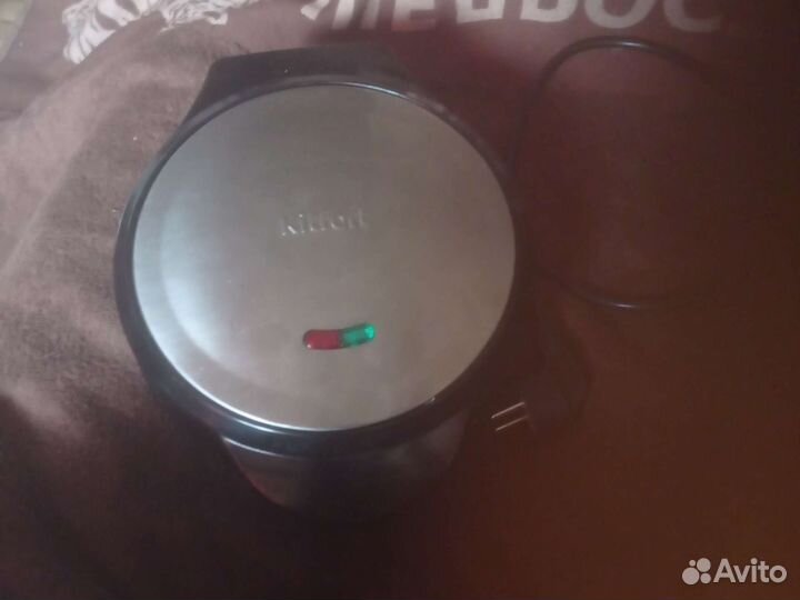 Электрическая вафельница фигурная