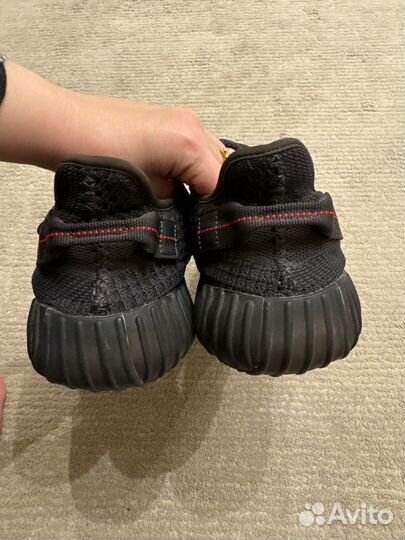 Кроссовки adidas yeezy