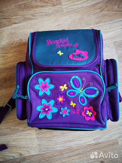 Ранцы школьные ортопедические и нет- много