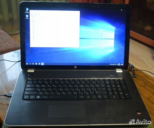 Ноутбук HP Pavilion 17-e011sr