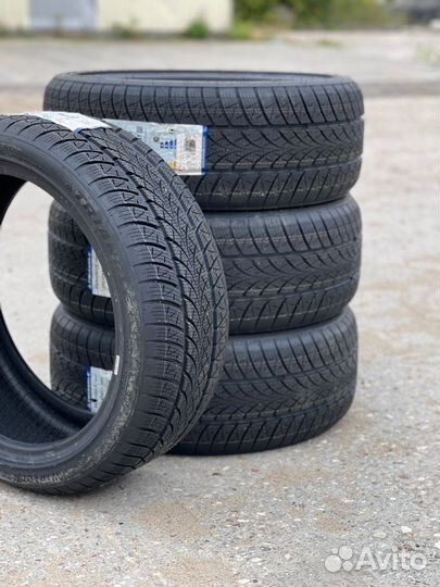 Triangle WinterX TW401 215/55 R17 98V