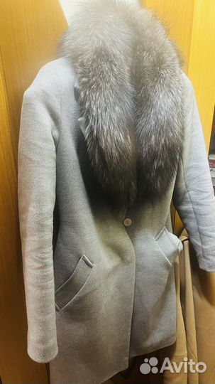 Пальто женское 42 44 с натуральным мехом