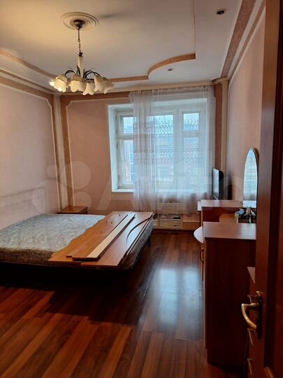 4-к. квартира, 96 м², 4/6 эт.