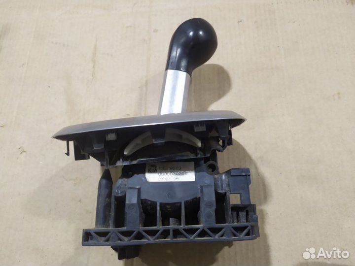 Ручка кпп Opel Corsa D Z12XEP 2008