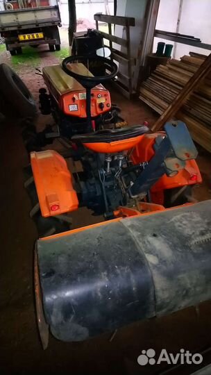 Мини-трактор Kubota B6000, 2015