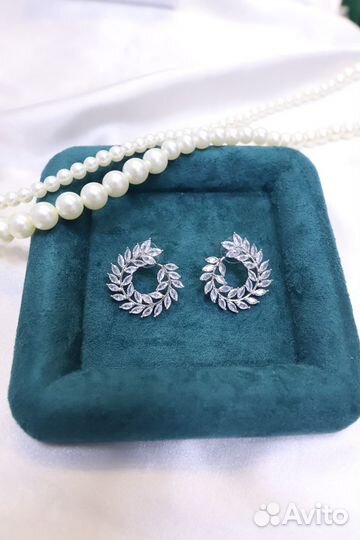 Серьги с цирконами