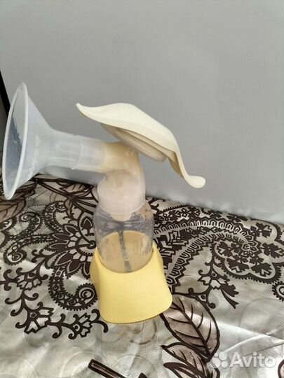 Молокоотсос medela ручной