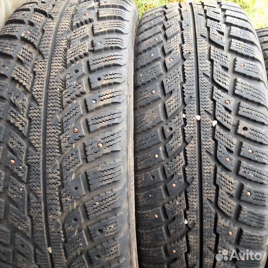 Kumho I'Zen RV Stud KC16 225/65 R17 106T