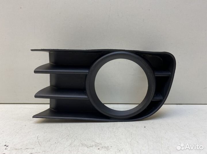 Решётка в бампер левая Renault Megane II 2002-2009