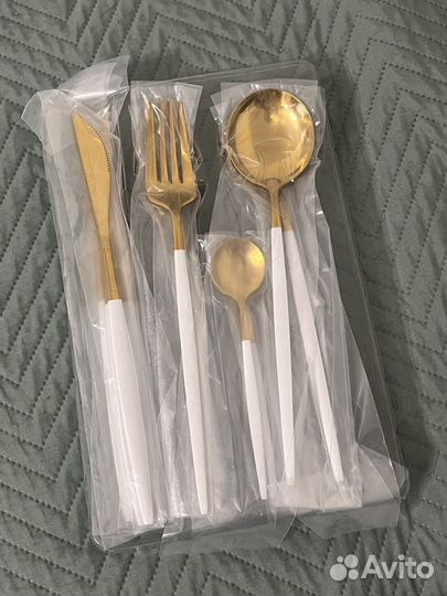 Набор столовых приборов