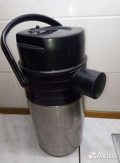 Термос с помпой нержавейка 2 л