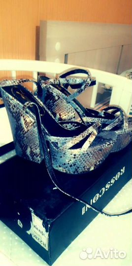 Босоножки женские 39 размер бренд