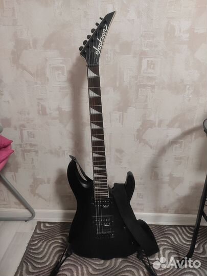 Jackson JS22 Dinky DKA Satin Black