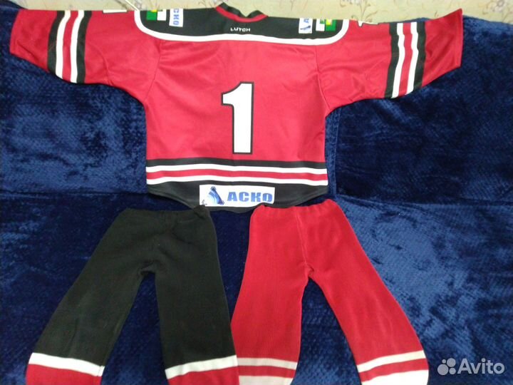 Продам хоккейные гетры