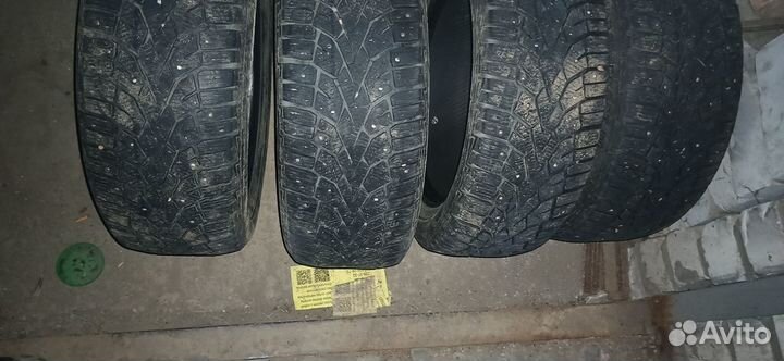 Gislaved NordFrost 100 215/55 R16