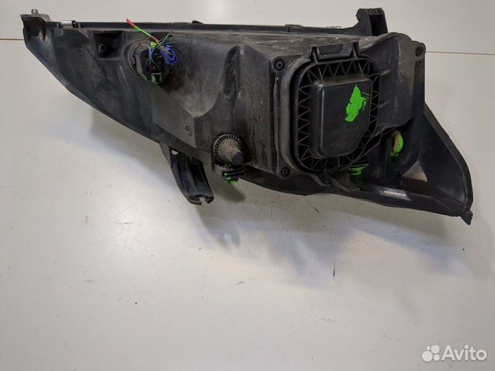 Фара (передняя) Ford Focus 1, 2001