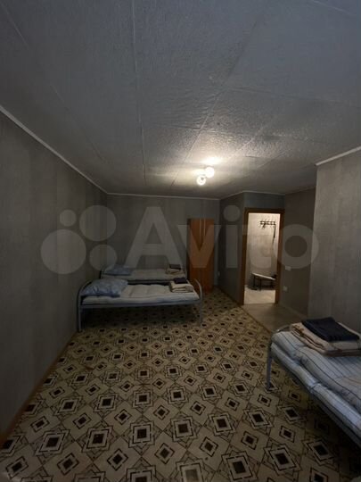 2-к. квартира, 43 м², 2/5 эт.