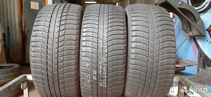 Bridgestone Blizzak LM-001 245/40 R18