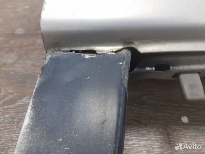 Дверь передняя левая Toyota Land Cruiser Prado