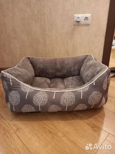 Лежанка для кошек и собак