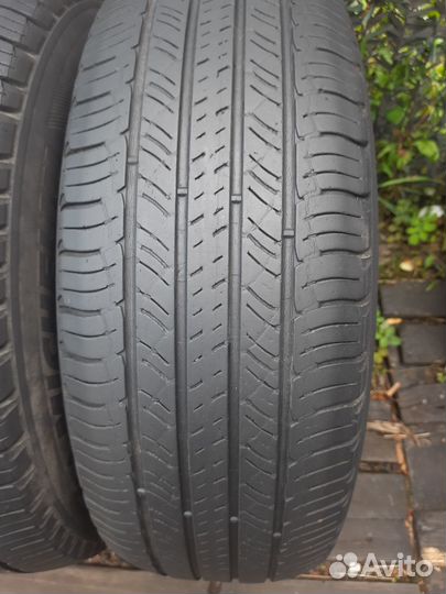 Michelin Latitude Tour HP 215/70 R16