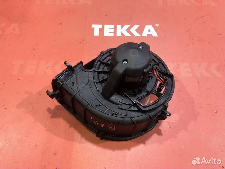 Моторчик печки бмв Х5 Е70