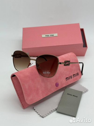Солнцезащитные Очки Miu Miu / Новинка 2025