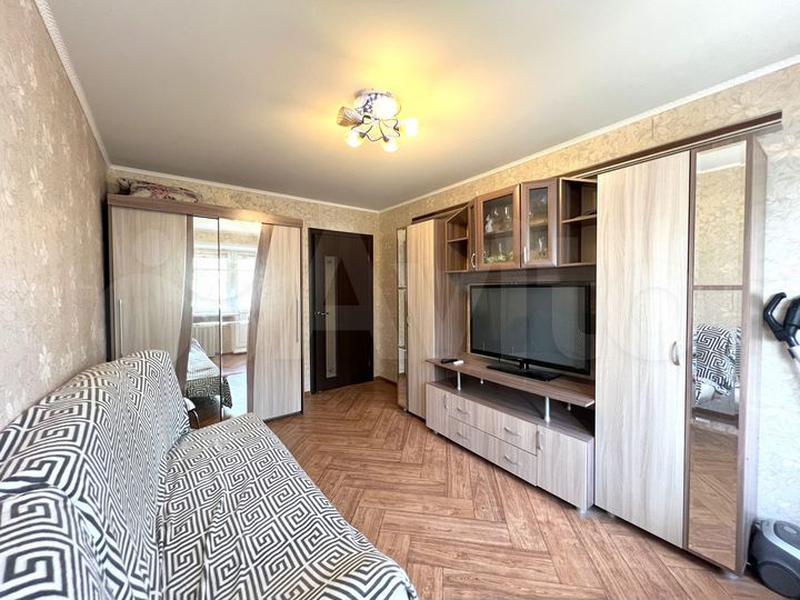 2-к. квартира, 43 м², 3/4 эт.