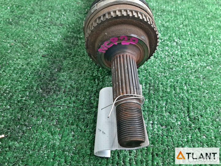 Привод передний левый toyota funcargo