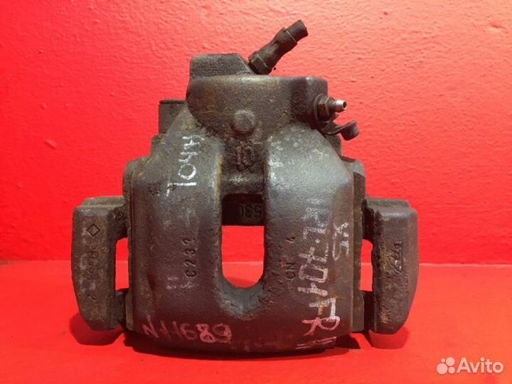 Суппорт передний правый Bmw X5 E53 M54B30 2003